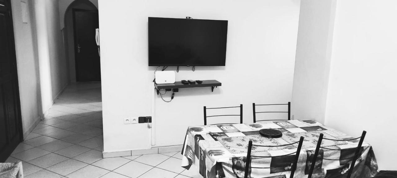Bright Air Conditioned Apartment Near City Center Marrakesh Exteriör bild